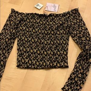 Off the shoulder long sleeve